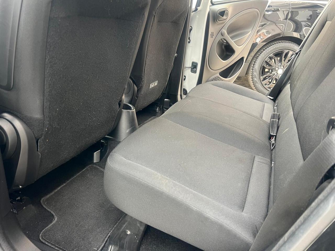 SMART FORFOUR 70 1.0 TWINAMIC PASSION AUTOM. NEOP.