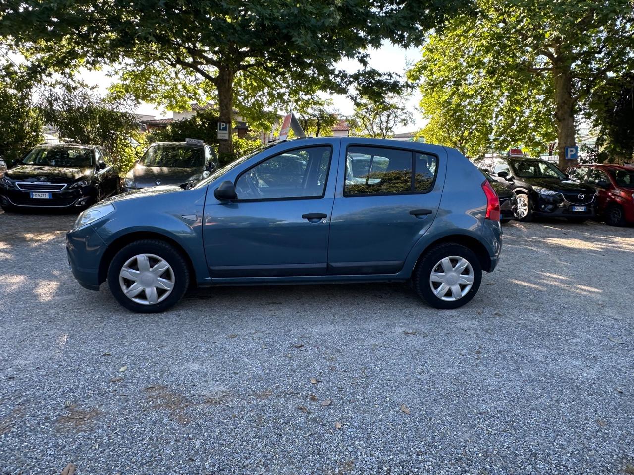 Dacia Sandero 1.2 16V Lauréate