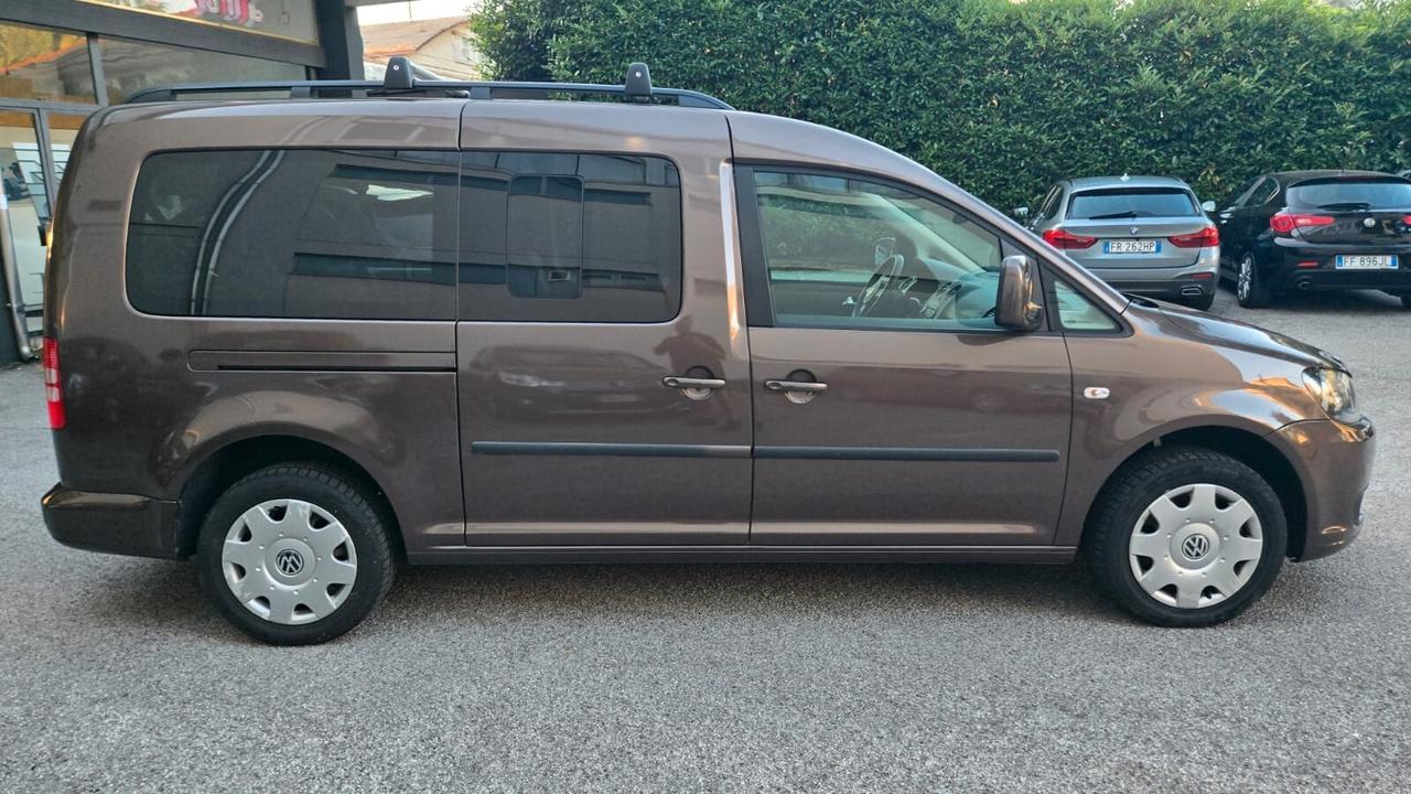 Volkswagen Caddy 7Posti Highline Maxi Neopatentati