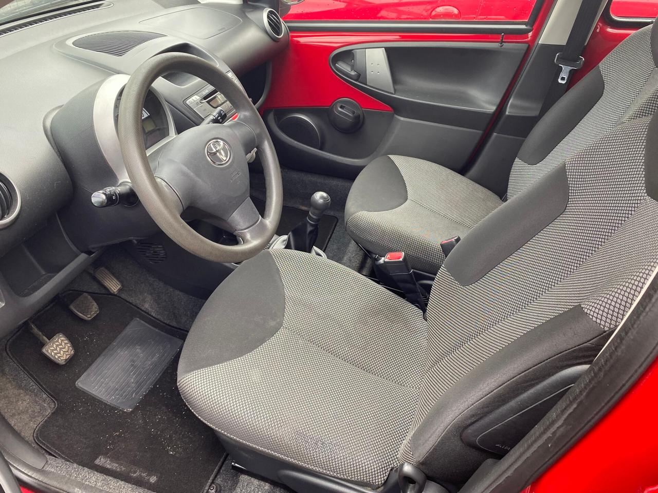 Toyota Aygo 1.0 12V VVT-i 3 porte Active Connect