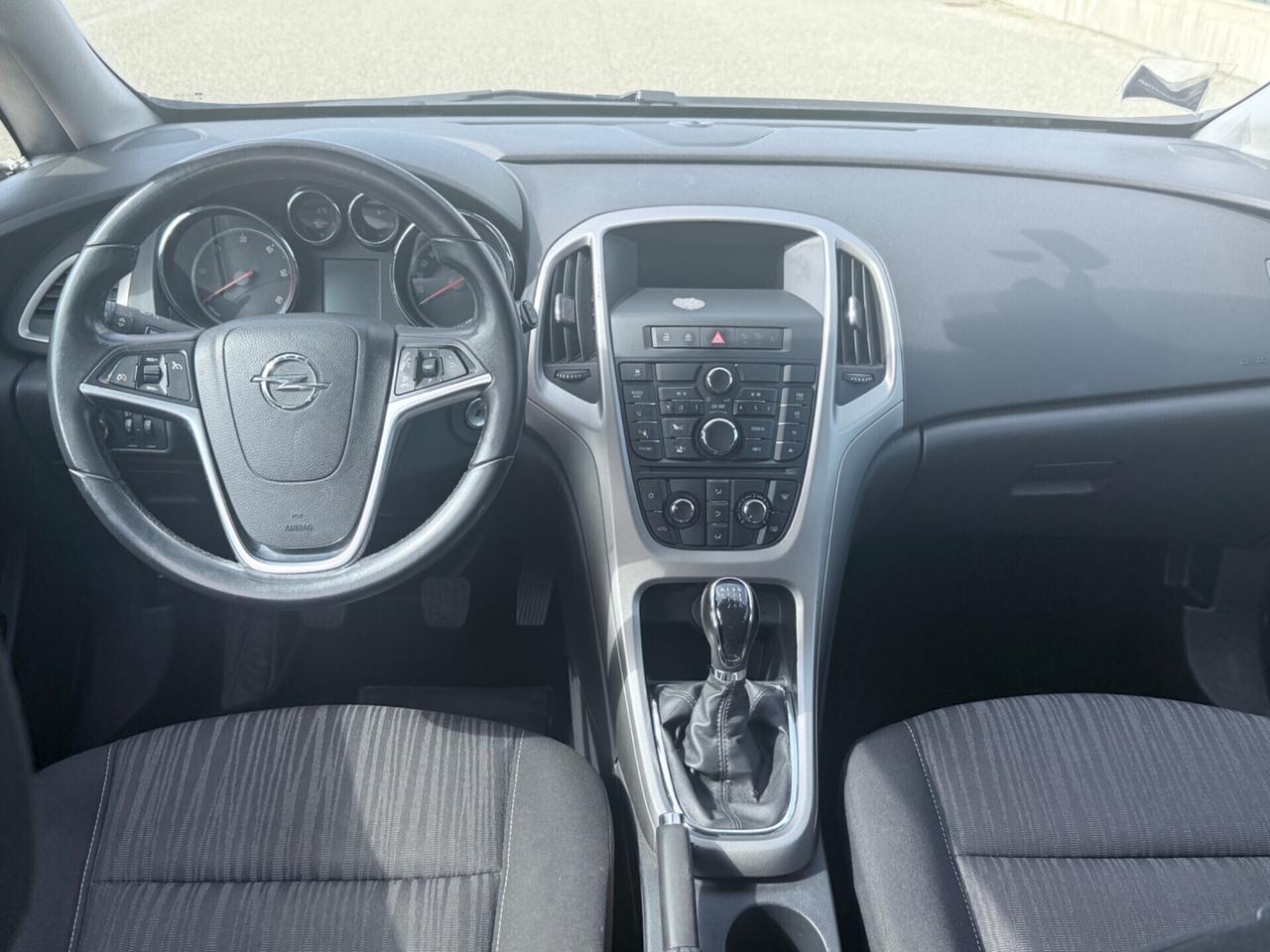 Opel Astra 1.7 CDTI 110CV Sports Tourer Cosmo