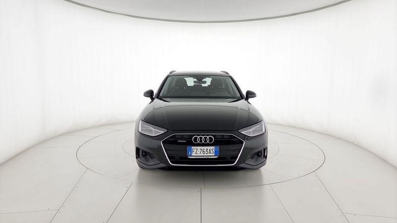 Audi A4 Avant 40 TDI quattro S tronic Business