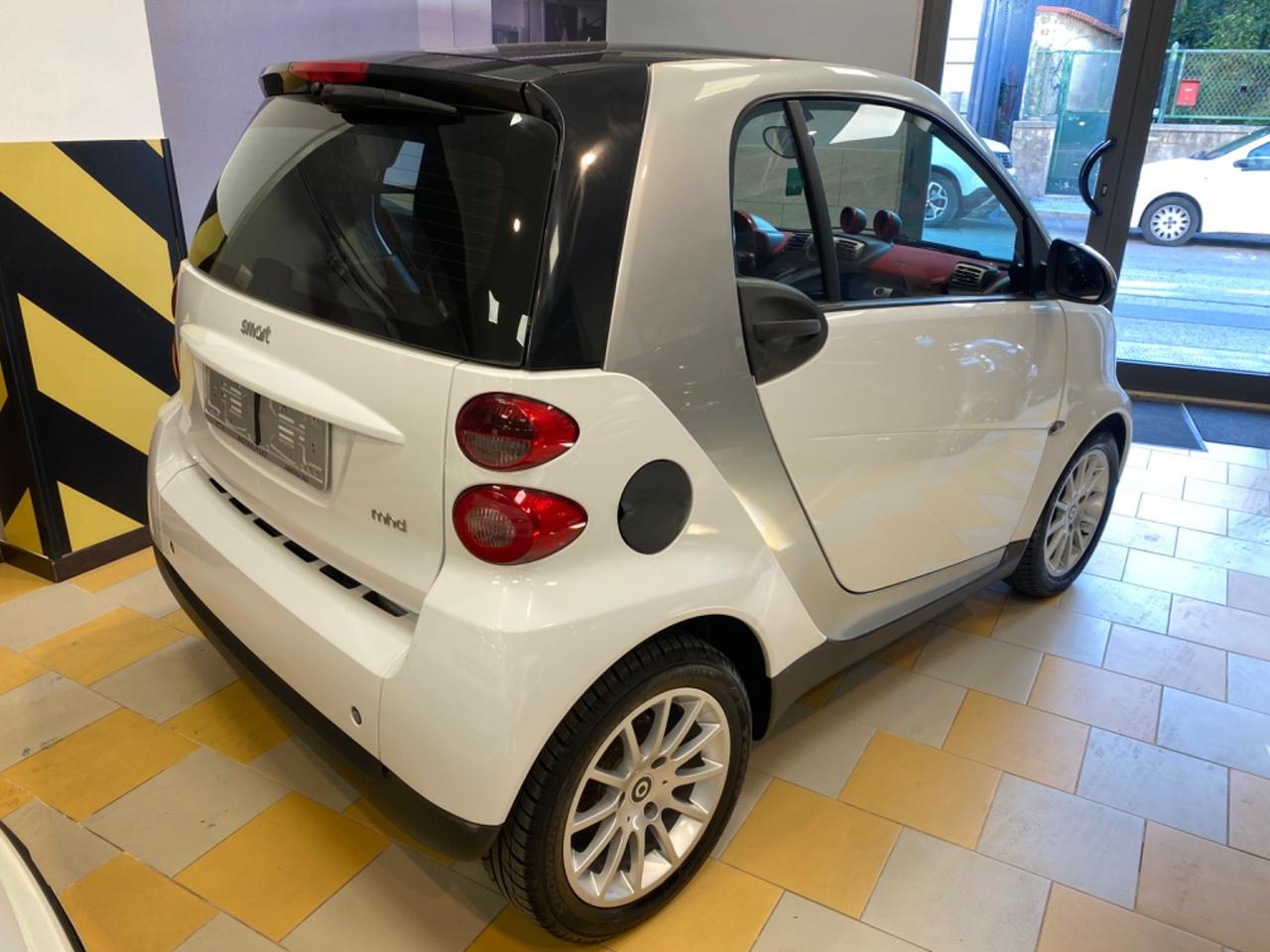 Smart ForTwo 1000 52 kW MHD coupé passion