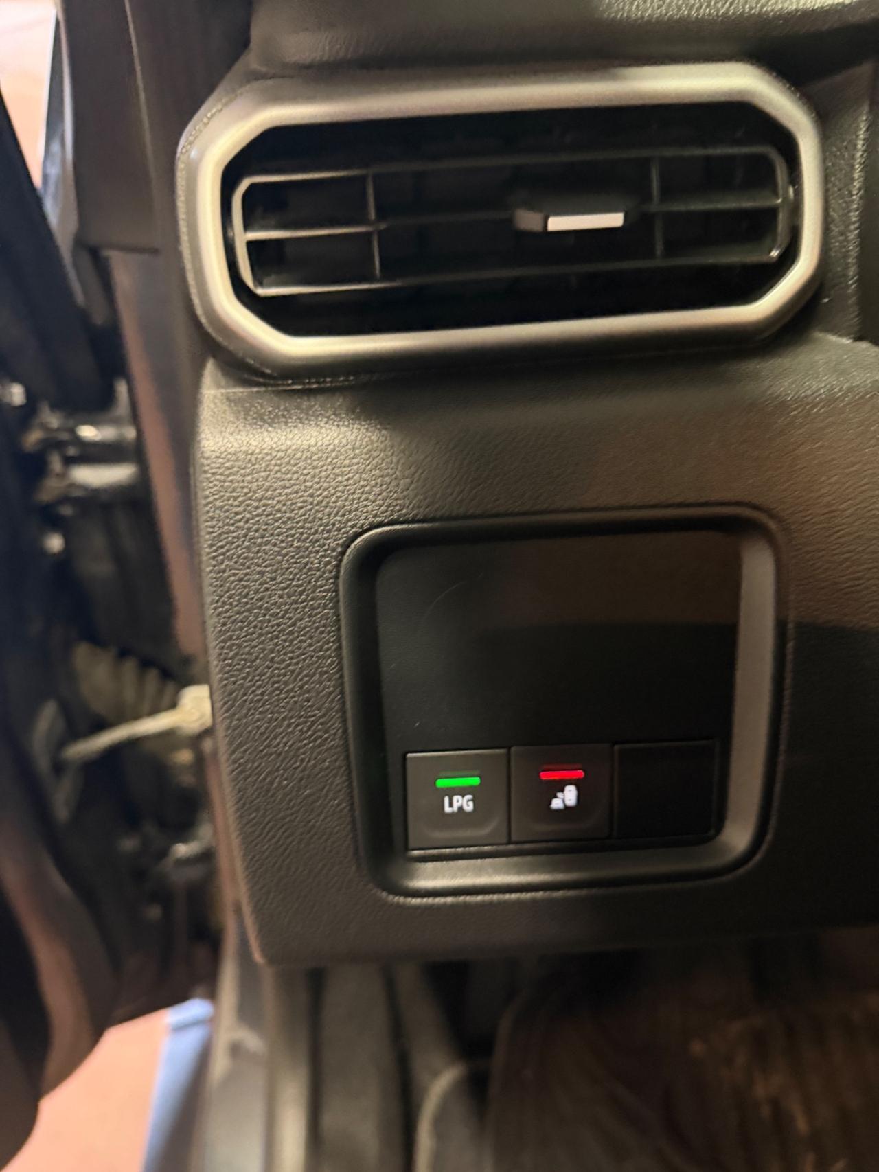 Dacia Duster 1.0 TCe GPL 4x2 Journey UP