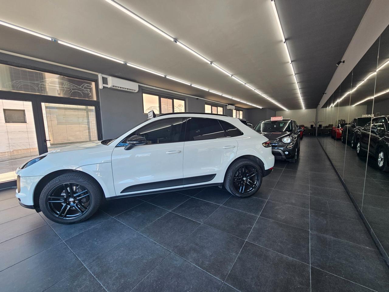 Porsche Macan 2.0 CHRONO SPORT PLUS
