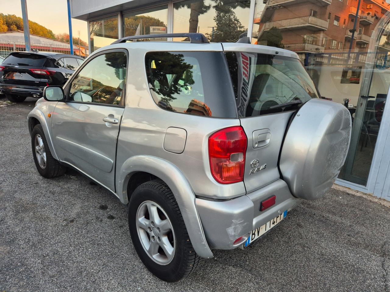 Toyota RAV 4 RAV4 2.0 16V cat 3 porte Sol