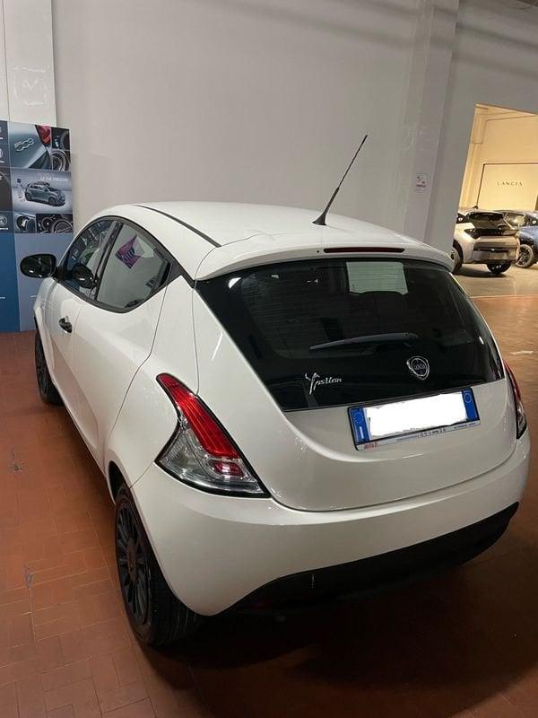 Lancia Ypsilon 1.2 69 CV 5 porte GPL Ecochic Elefantino Blu - Garanzia 1 anno