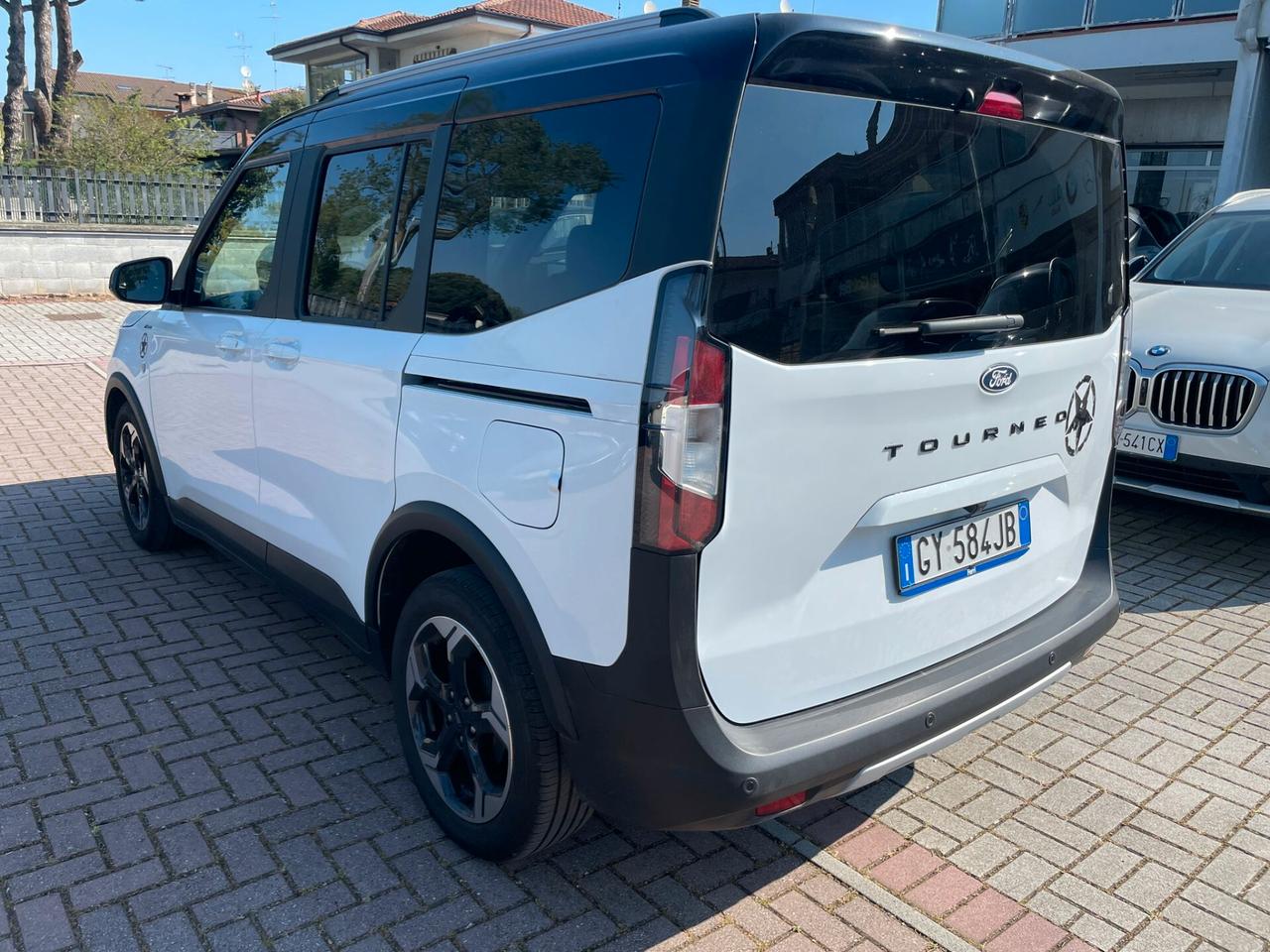 Ford Tourneo Courier 1.0 EcoBoost Active IN RIENTRO