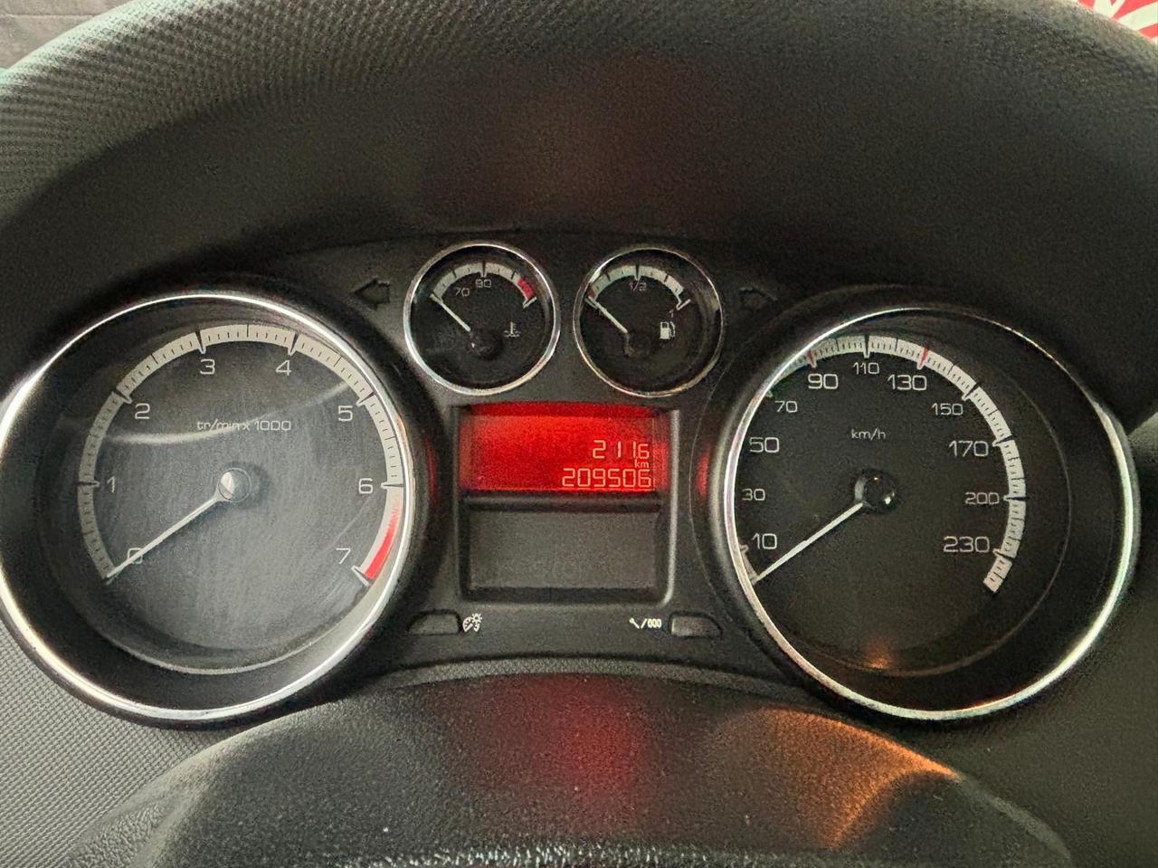 Peugeot 308 1.6 VTi 120CV 5p. Active