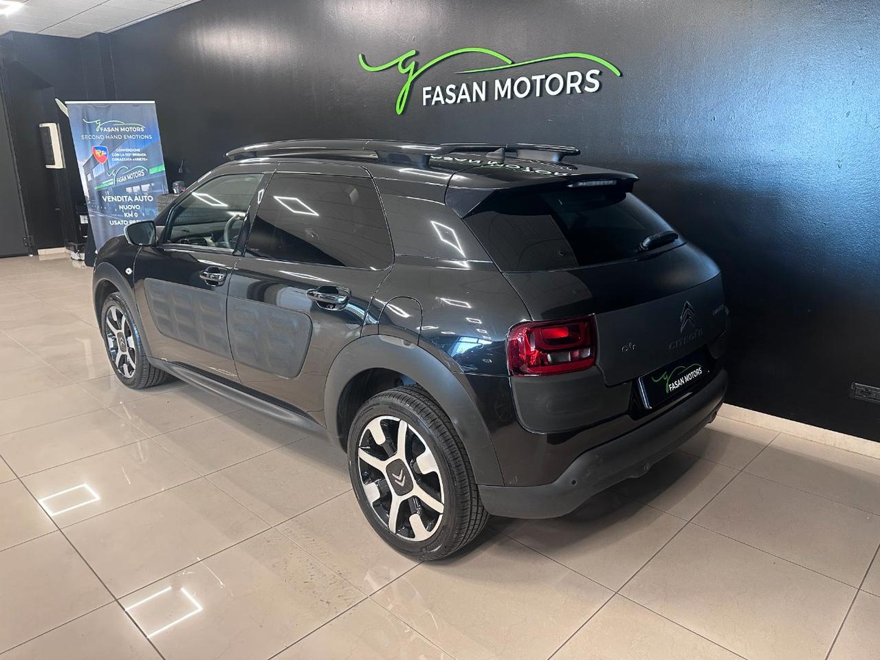 Citroen C4 Cactus 1.6 bluehdi Just Black 100cv