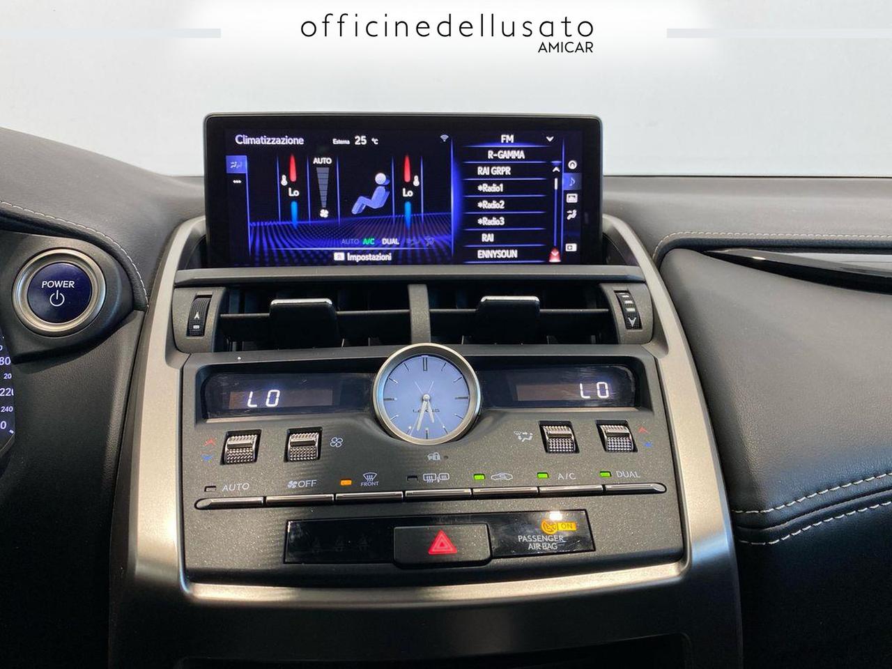 Lexus NX 300 2.5 hybrid business 4wd cvt