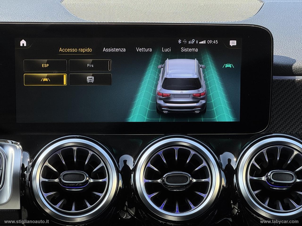 MERCEDES-BENZ GLB 180 d Automatic Premium