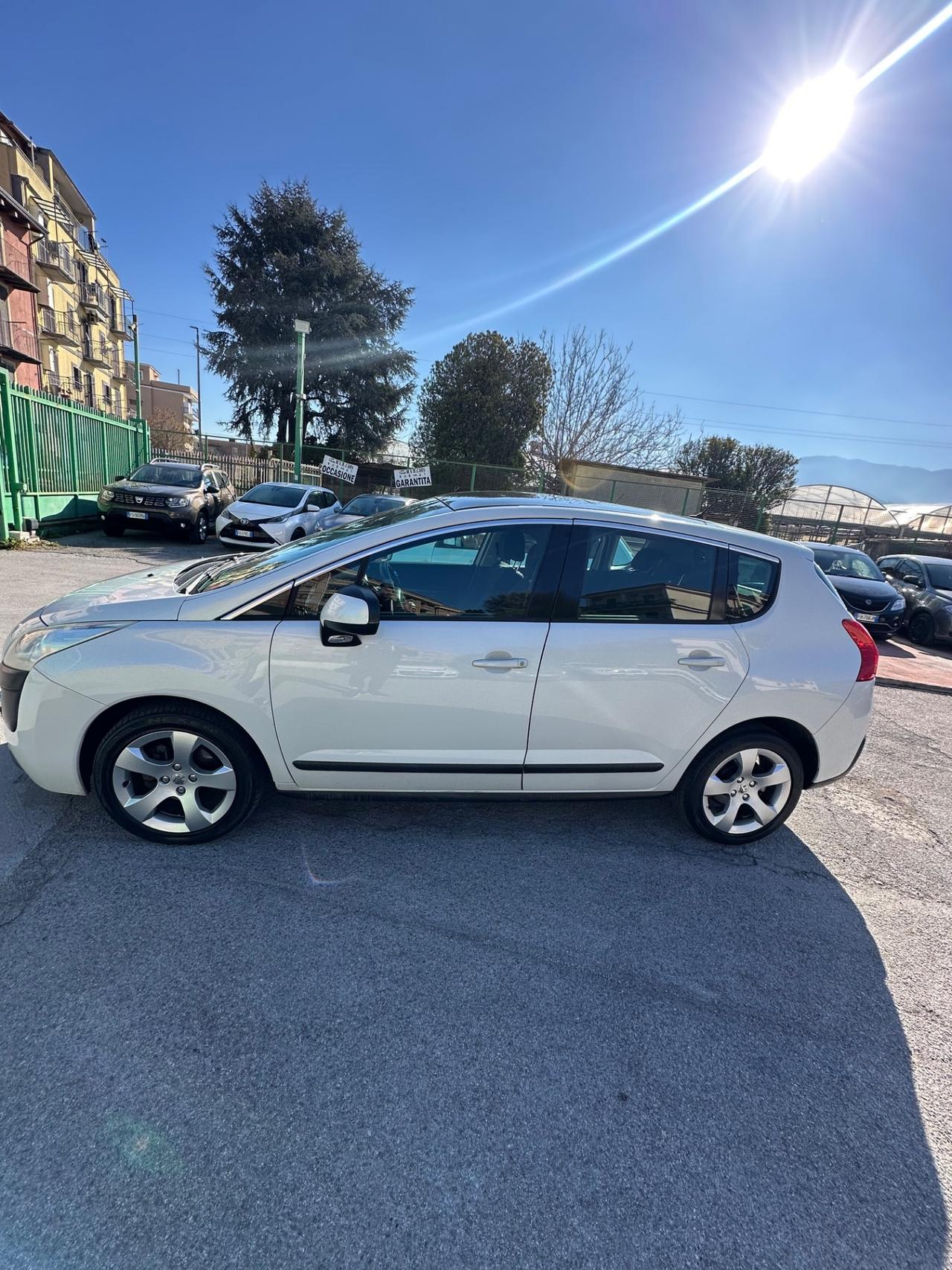 Peugeot 3008 1.6 HDi 112CV Business