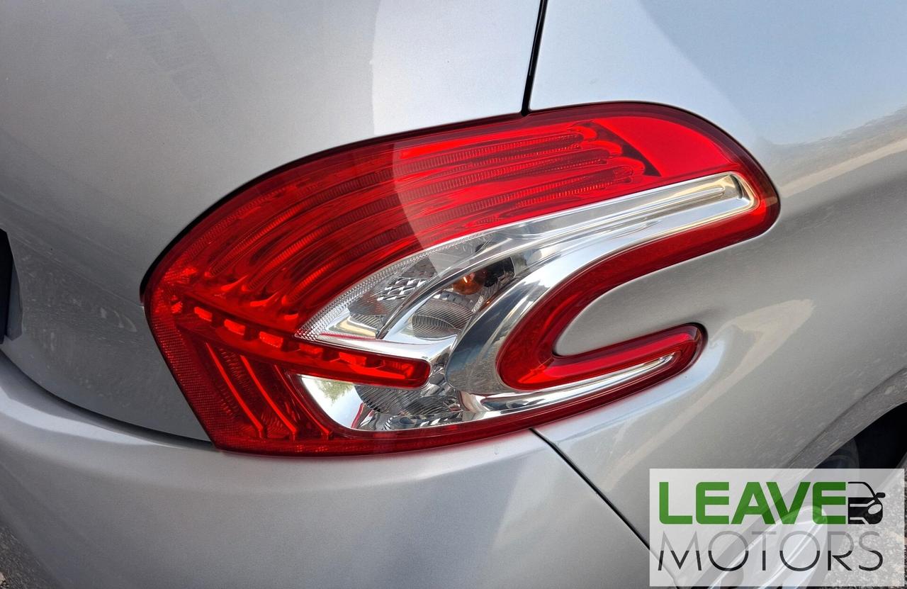 Peugeot 208 1.4 HDi Allure (M1575)