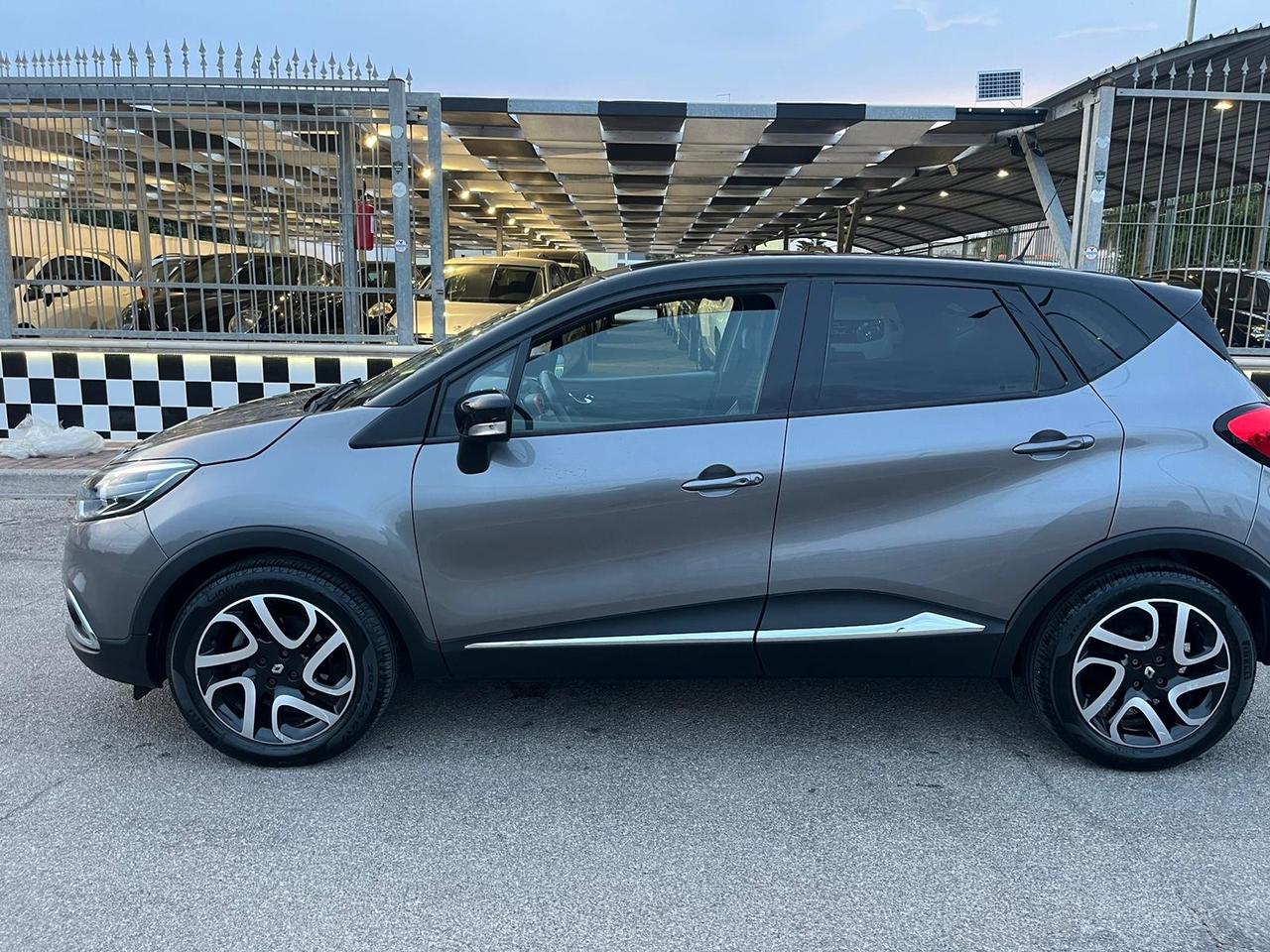 Renault Captur 1.5 dCi Project Runway Unipro 2015