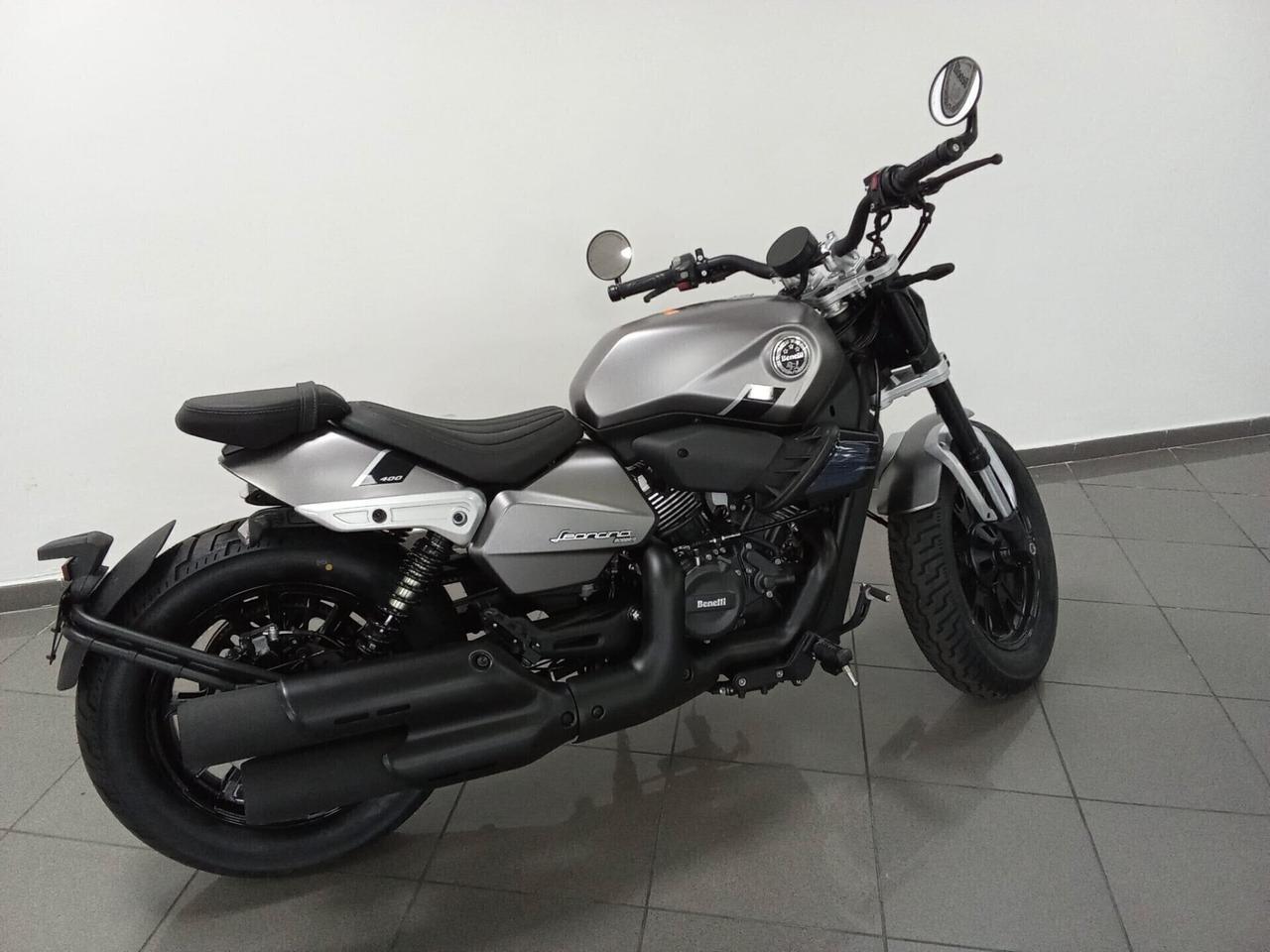 Benelli Leoncino Bobber 400