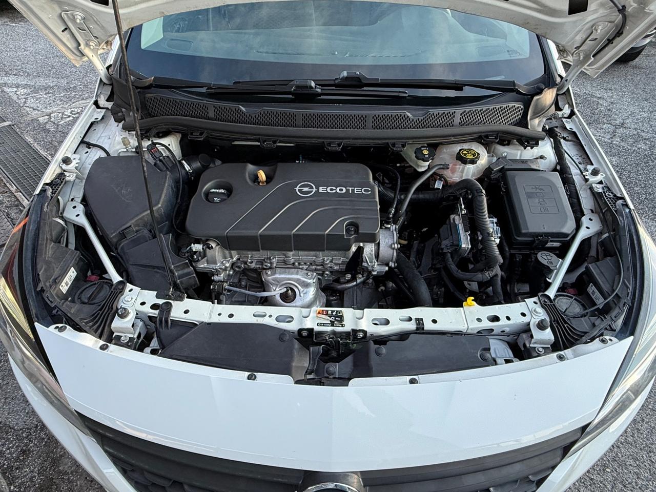 Astra 1.4 / 5 porte /Cosmo/unipro/rate/permute/