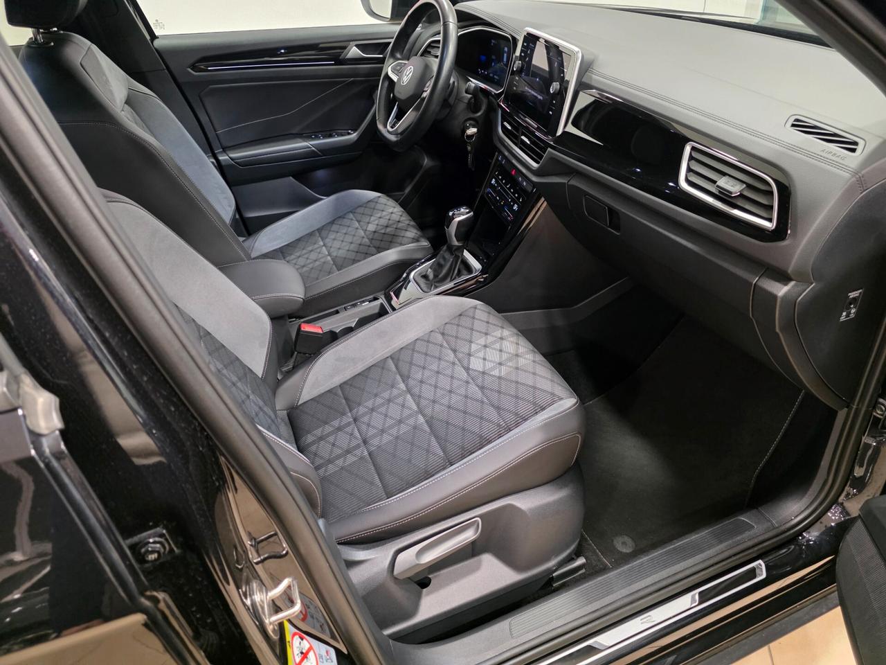 Volkswagen T-Roc 2.0 TDI SCR 150 CV DSG R-Line