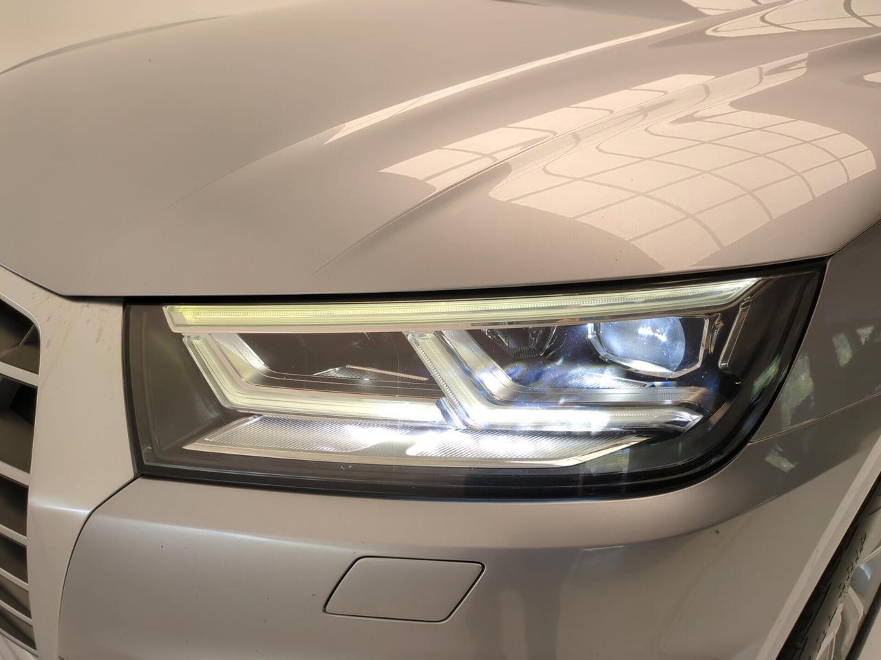 Audi Q5 2.0 TDI 190 CV quattro S tronic Business Sport