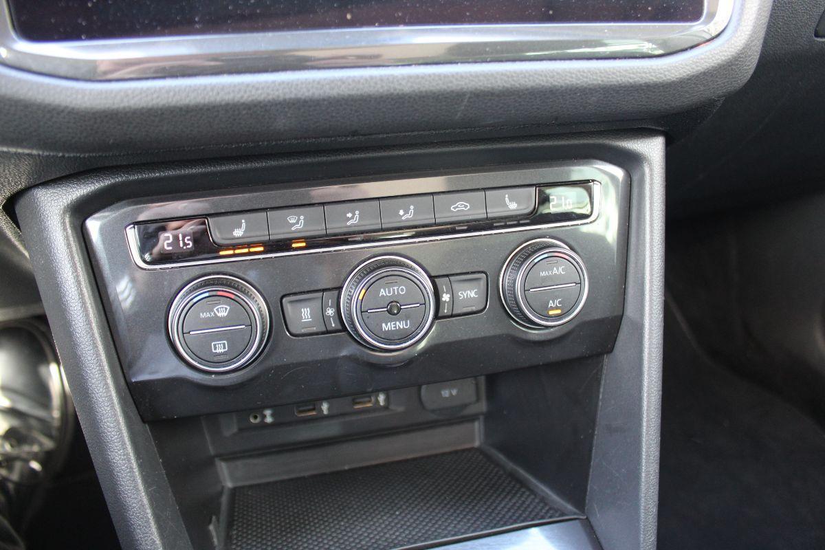 VOLKSWAGEN - Tiguan - 2.0 TDI Business BMT Sound