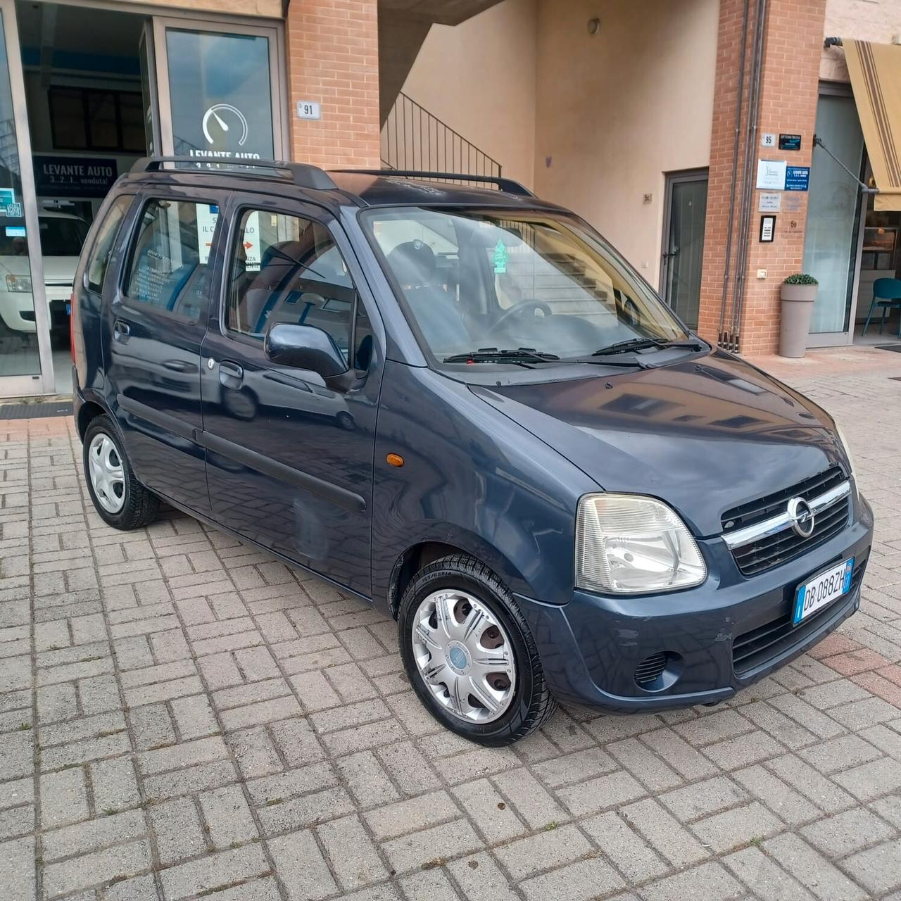 134.180km OPEL AGILA 1.0 OTTIME CONDIZIONI ECONOMICA
