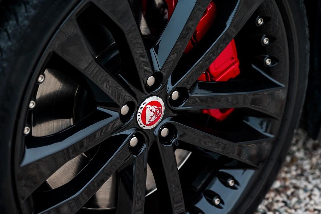 Jaguar F-Type 5.0 V8 First Edition 450 AWD