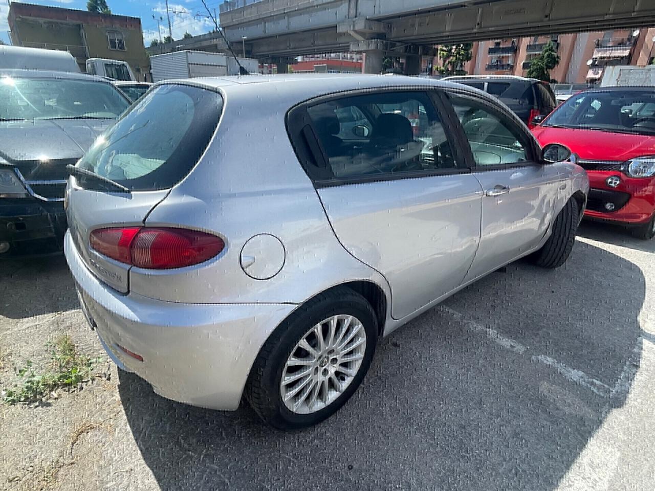 Alfa Romeo 147 1.6 16V TS (105) 5 porte Progression
