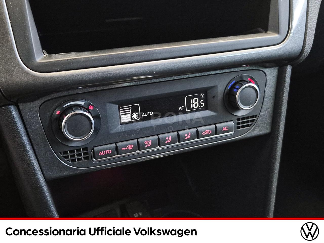 Volkswagen Polo 5p 1.4 highline dsg