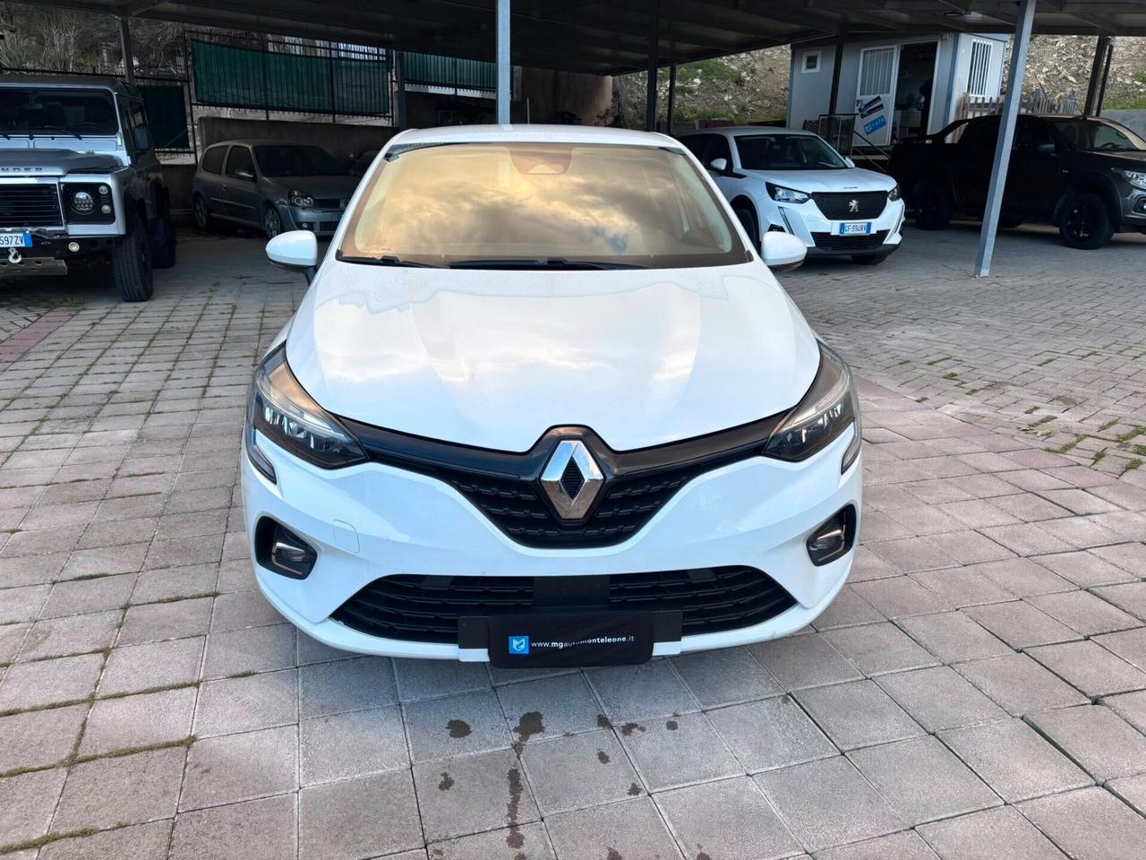 RENAULT CLIO