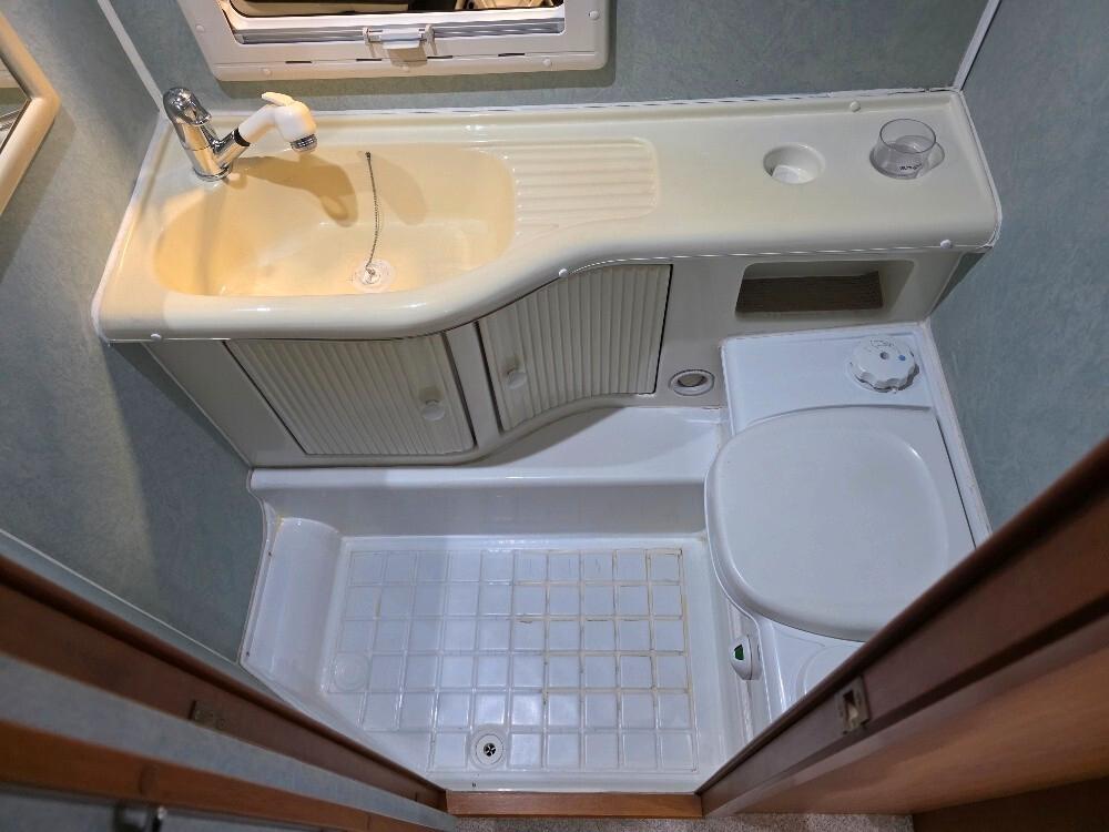 CAMPER ELNAGH SLEEK 595