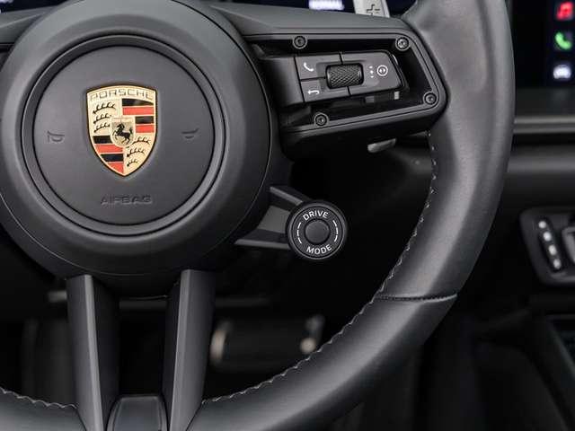 Porsche 992 targa 3.0 4 gts auto