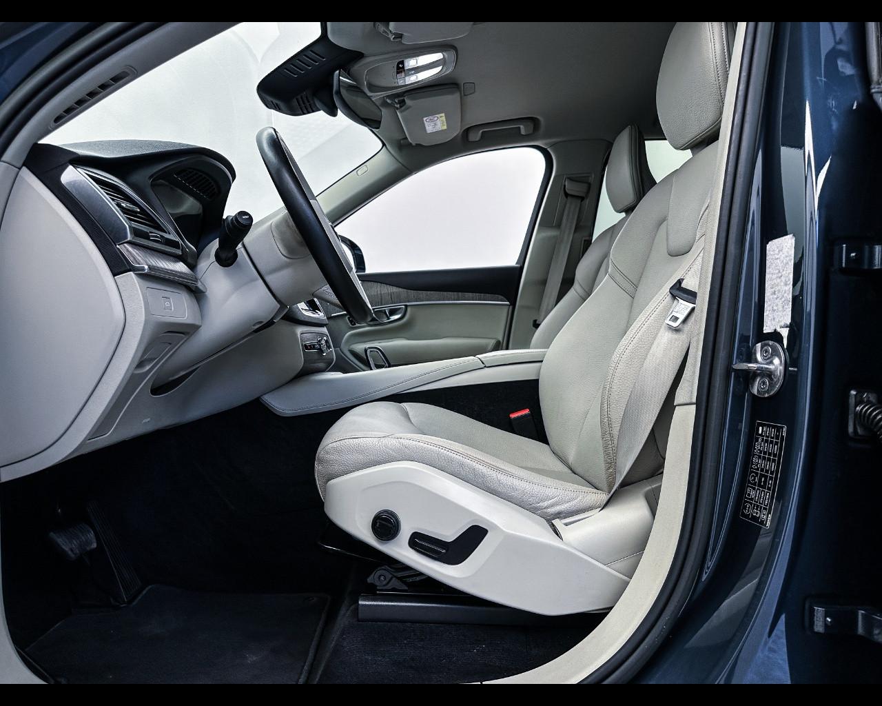 VOLVO XC90 (2014-->) - XC90 B5 (d) AWD automatico 7 posti Core