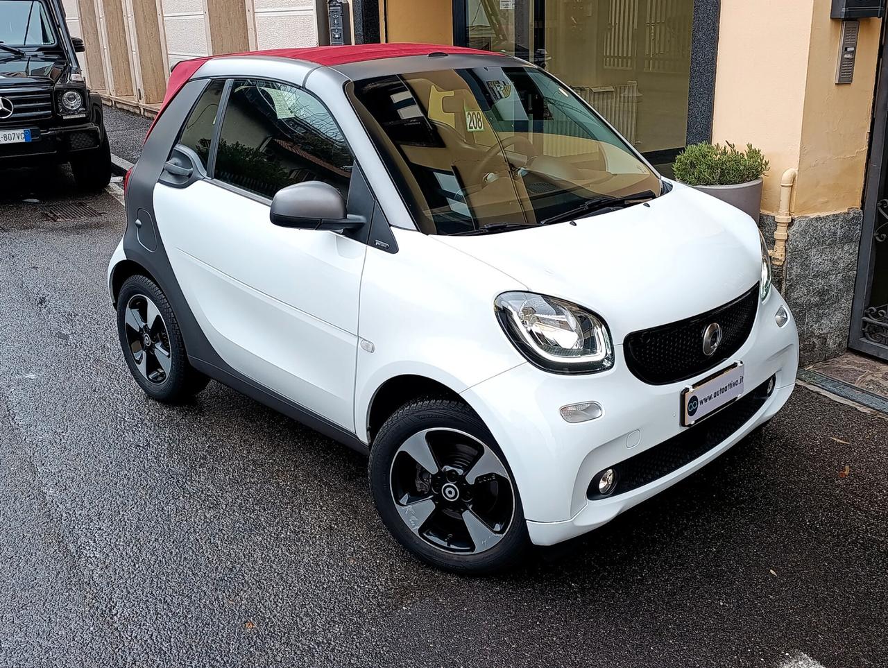 Smart ForTwo 70 1.0 twinamic cabrio Perfect capote Rossa