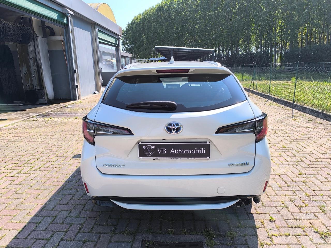 Toyota Corolla Touring Sports 2.0 Hybrid Business