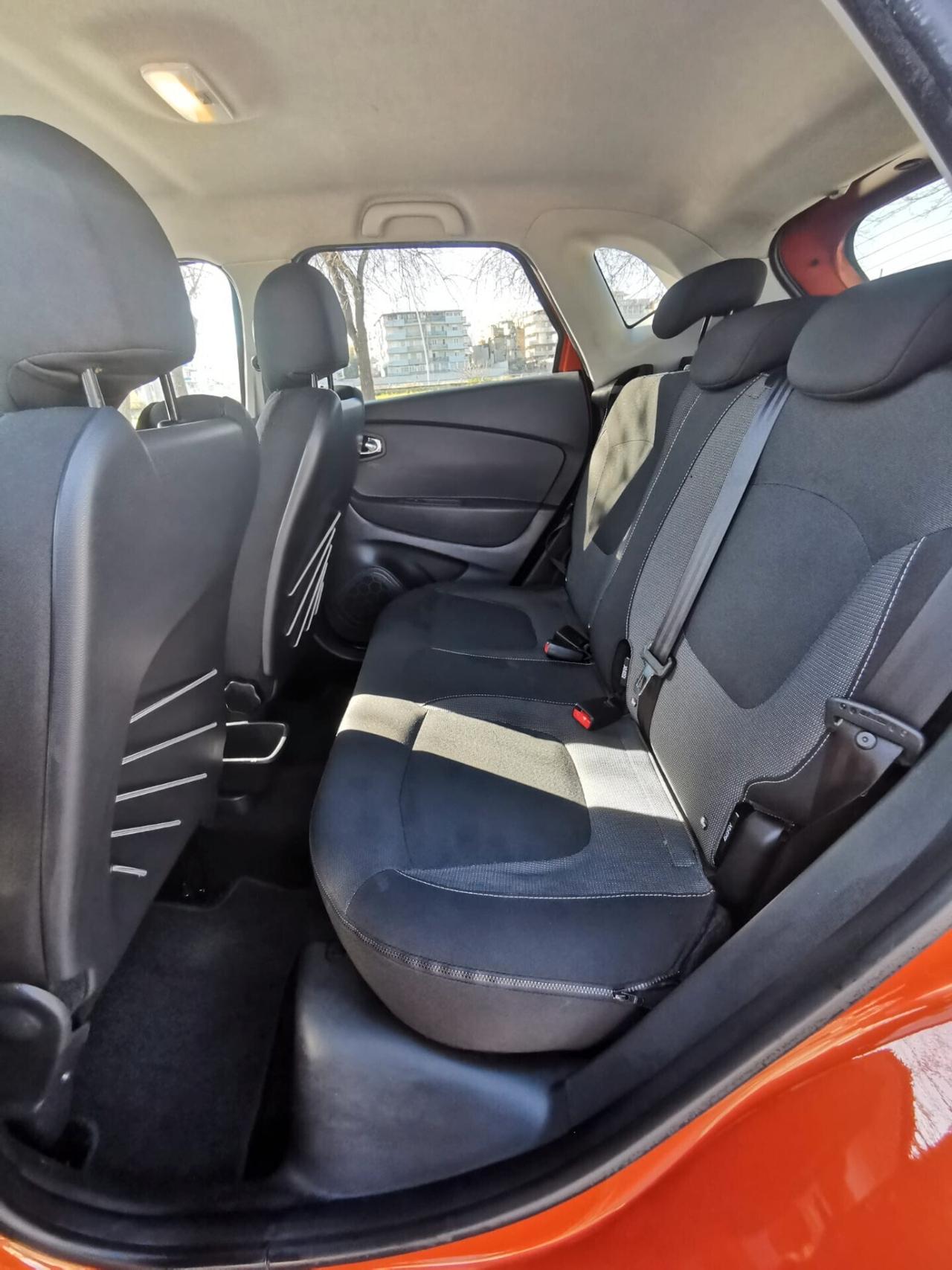 Renault Captur 1.5 dCi 8V 90 CV Wave NAV. 2013