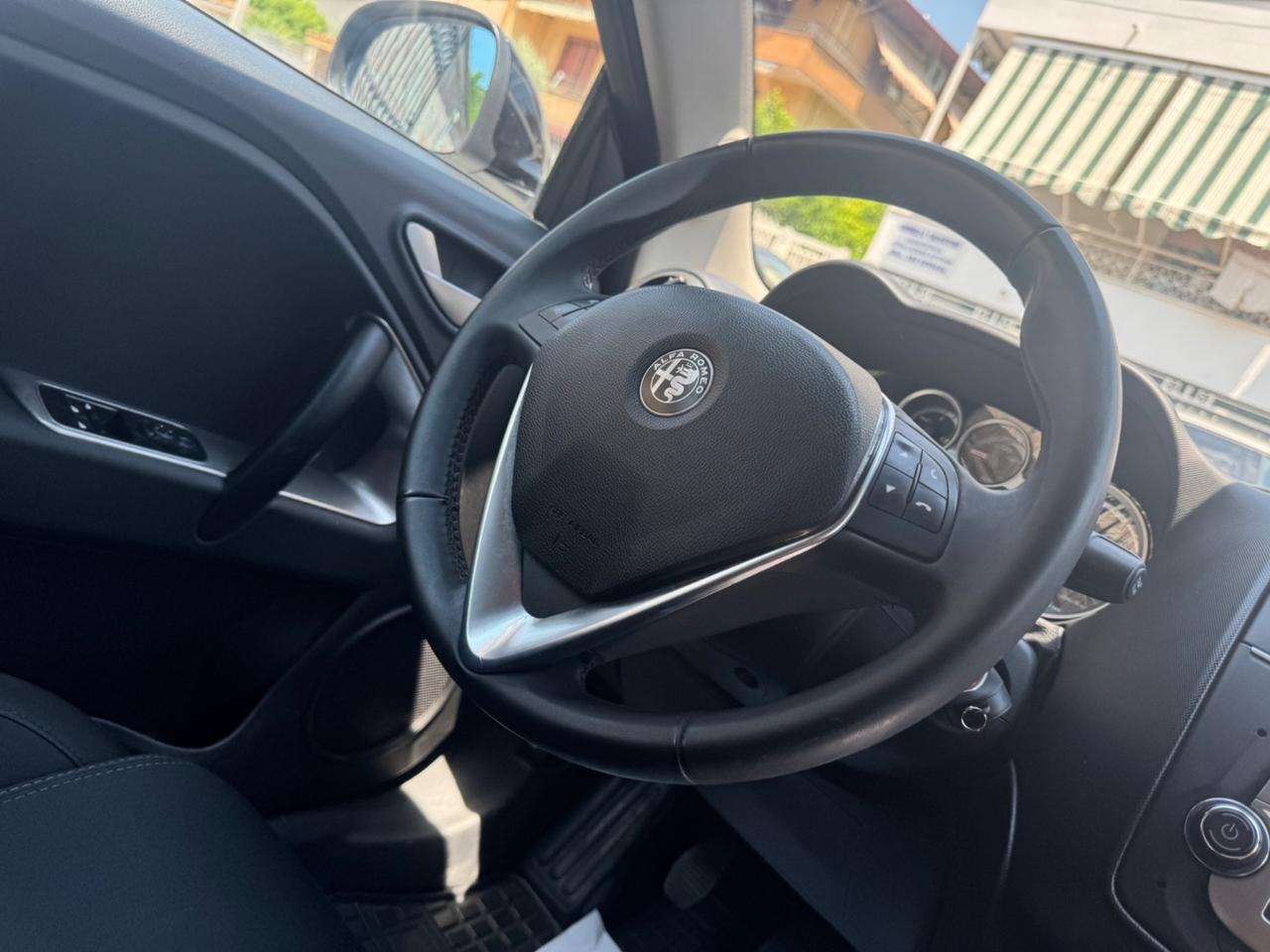 Alfa Romeo MiTo 1.4 78 CV 8V S&S Urban