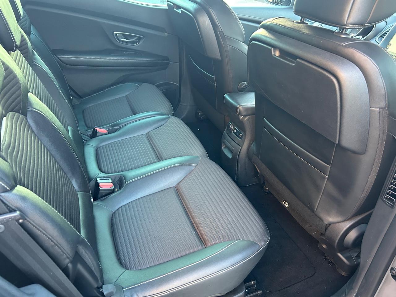 Renault Scenic Scénic dCi 8V 110 CV EDC Energy Intens