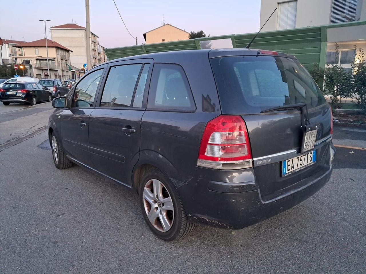 Opel Zafira 1.8 16V GPL-TECH Cosmo 7 POSTI