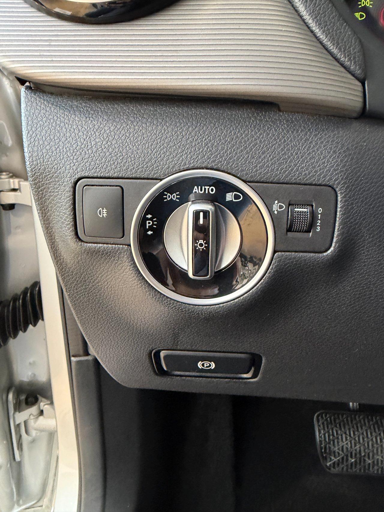 Mercedes B 180 D Executive Automatica - 18" - Telecamera - Navigatore