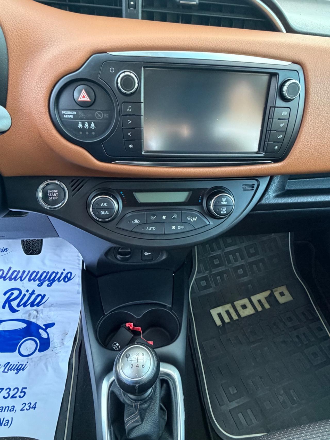 Toyota Yaris 1.3 5 porte Lounge