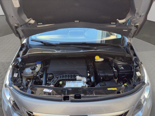 PEUGEOT 2008 1.2 t. Allure 110 cv