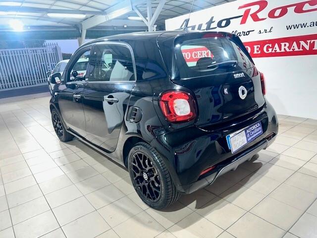 Smart ForFour 70 1.0 twinamic Superpassion