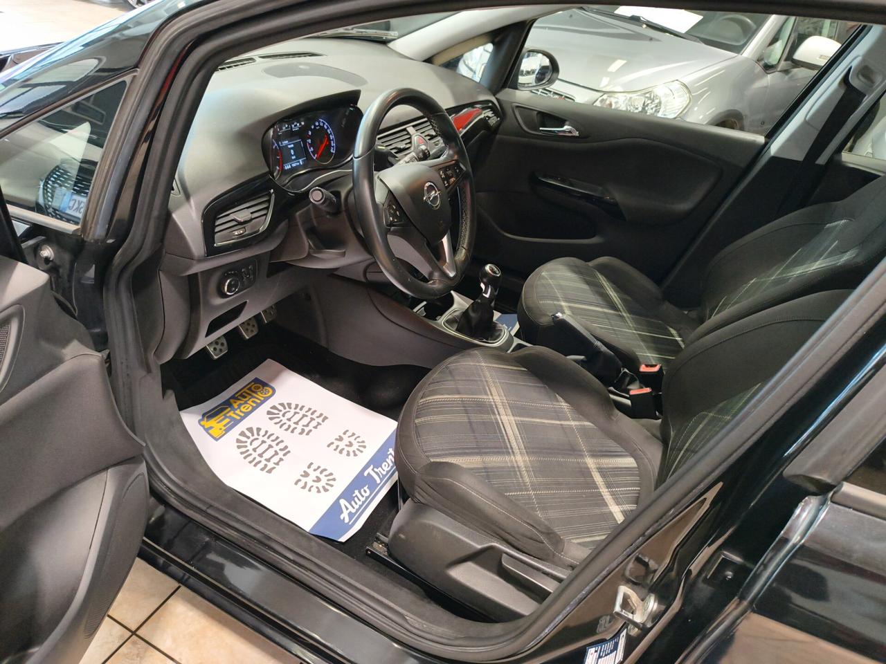 Opel Corsa 1.2 5 porte Innovation solo 119.000 km