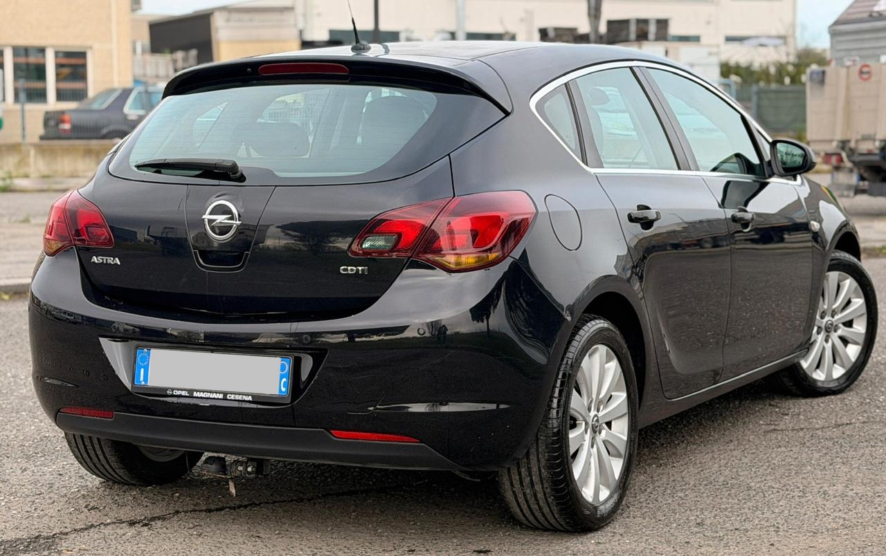 Opel Astra 1.7 CDTI 125CV 5 porte Cosmo