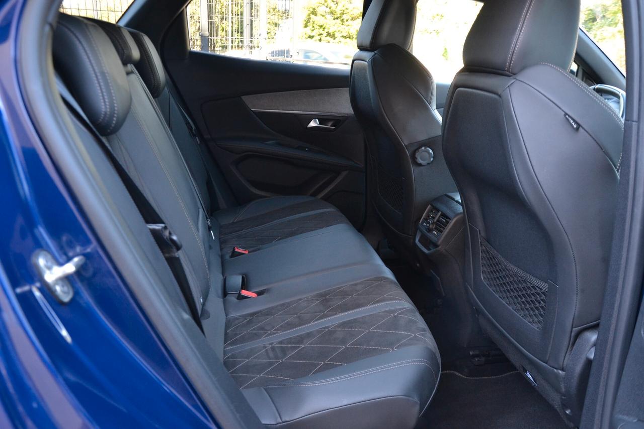 Peugeot 3008 2.0 180CV EAT8 GT ALL-GRIP **PREZZO REALE**TETTO**