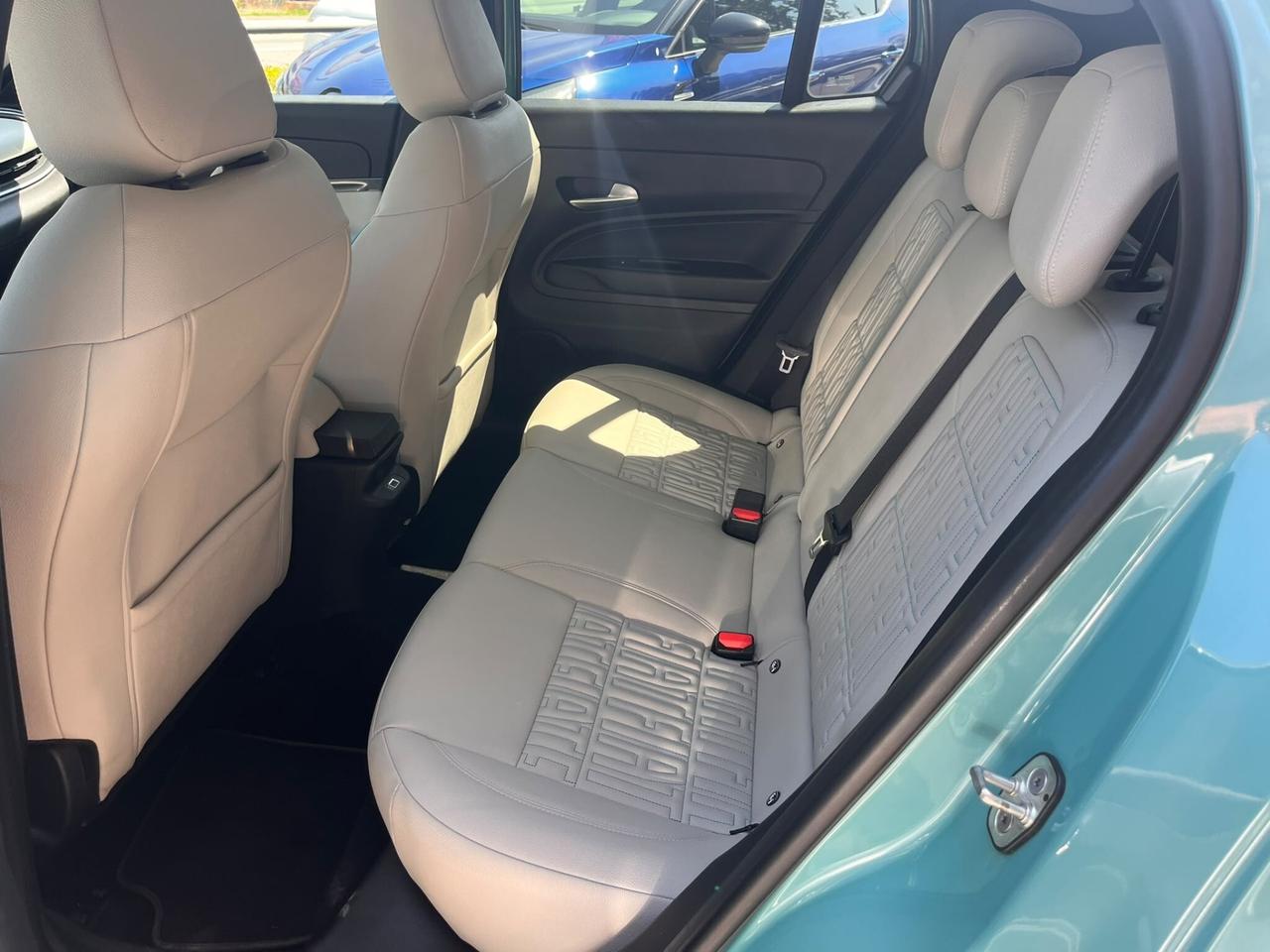600 HYBRID 110 CV