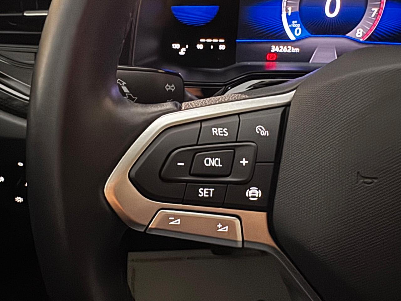 VOLKSWAGEN POLO 1.0 TSI 95cv LIFE 34002 KM