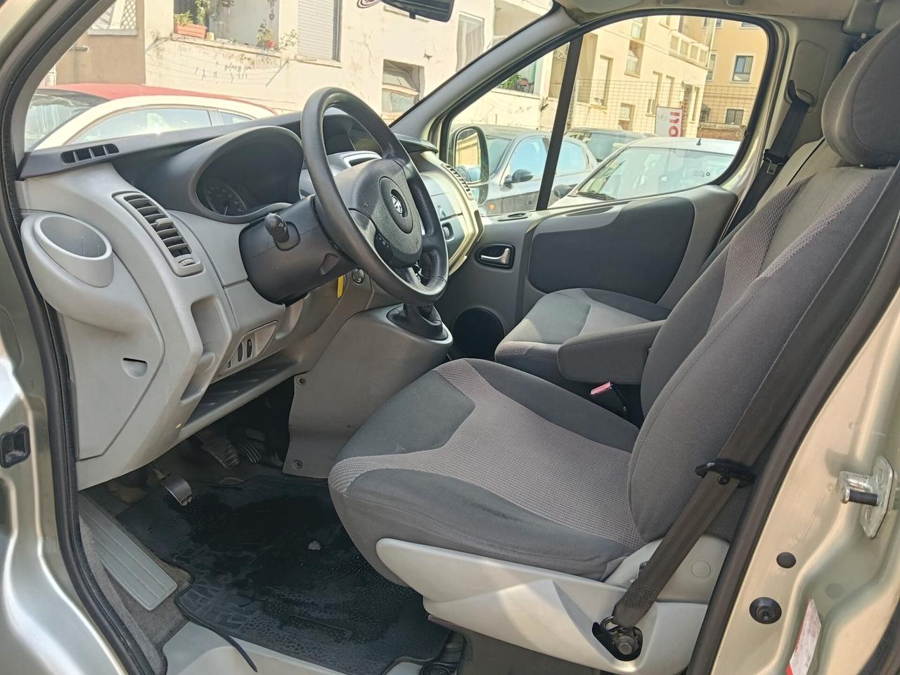 Opel Vivaro 27 2.0 CDTI 120CV PC-TN Combi 9 posti