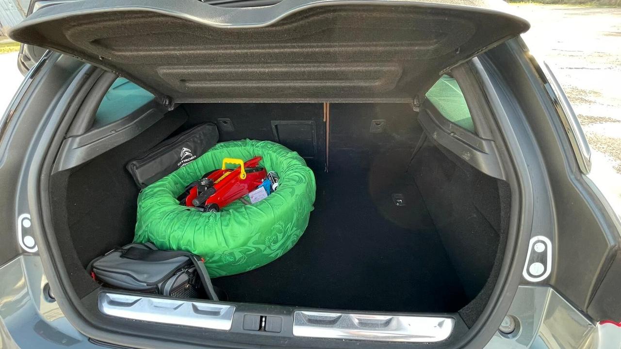 DS 5 2.0 HDi Full Optional