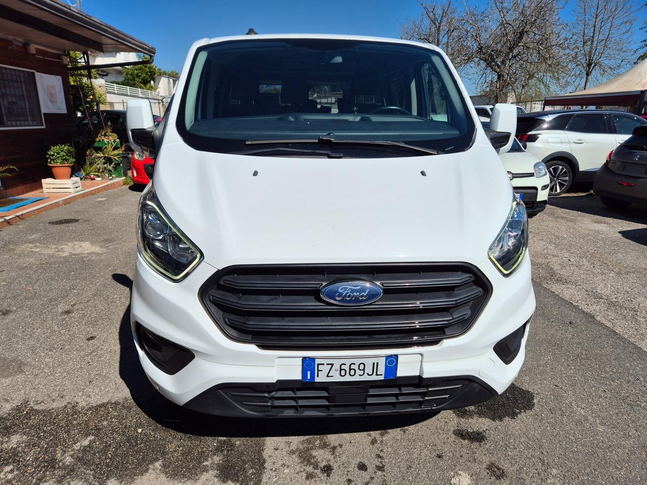 Ford Tourneo Custom 310 2.0 TDCi 130CV PC Titanium